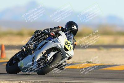 media/Oct-29-2022-CVMA (Sat) [[14c0aa3b66]]/Race 11 Amateur Supersport Open/